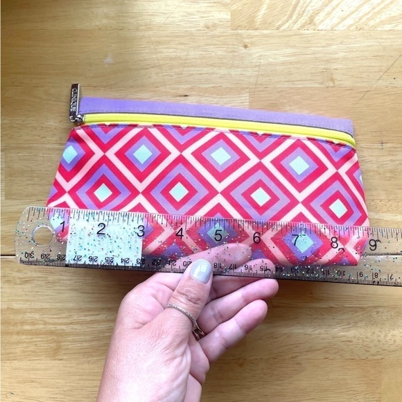 Brand New Clinique Toiletry/Makeup Bag - Picture 12 of 13